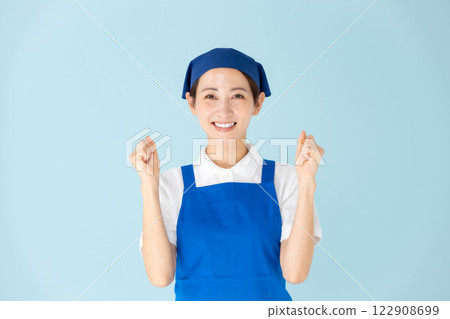 女人，兼職，兼職工作，圍裙，拳頭泵 122908699