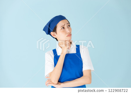 Woman, part-time, part-time job, apron, worries 122908722