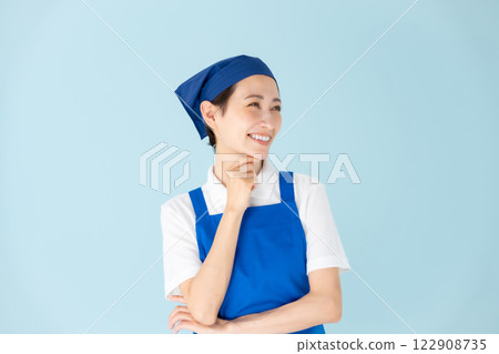 Woman, part-time, part-time job, apron, worries 122908735