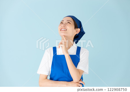 Woman, part-time, part-time job, apron, worries 122908750