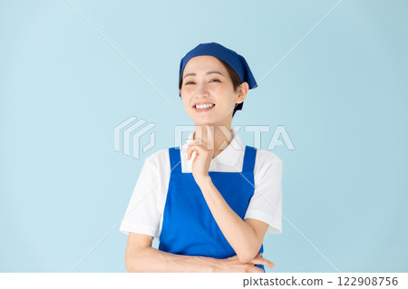 女人打工圍裙的煩惱 122908756