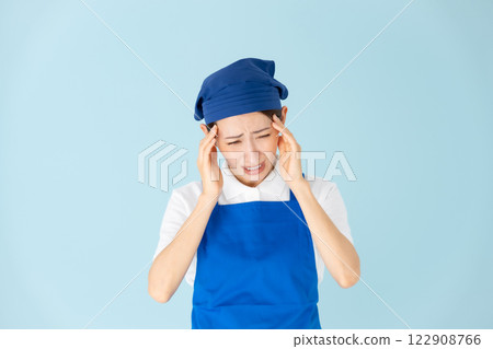 Woman, part-time, part-time job, apron, headache 122908766