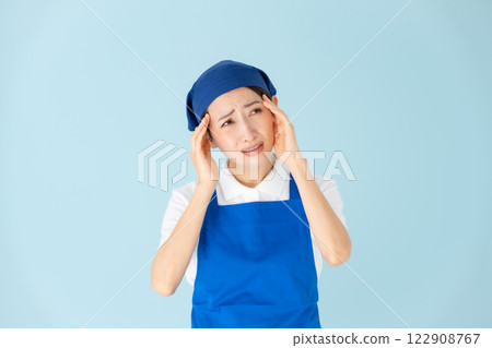 Woman, part-time, part-time job, apron, headache 122908767