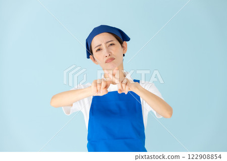 Woman, apron, part-time job, divorce 122908854
