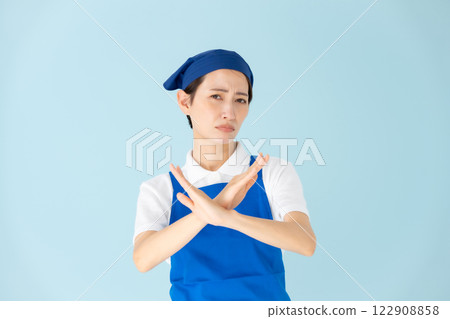 Woman, apron, part-time job, divorce 122908858