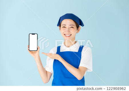 女人，圍裙，兼職，兼職工作，智慧型手機，微笑 122908962