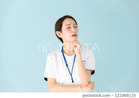 Woman, white coat, nurse, medical, worries Woman, white coat, nurse, medical, worries 122909110