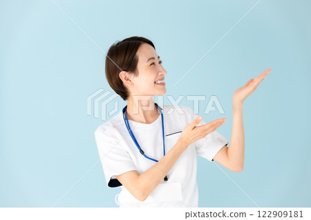 Woman, white coat, nurse, medical, hand-waving Woman, white coat, nurse, medical, hand-waving 122909181