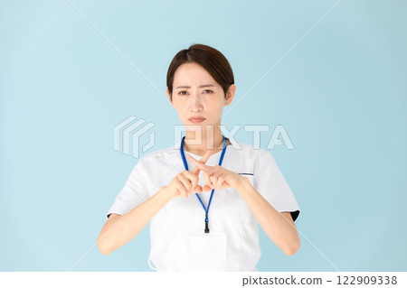 Woman, white coat, nurse, medical, divorce 122909338