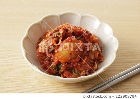Korean spicy and delicious cabbage kimchi 122909794