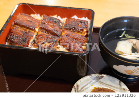 Delicious Kansai Unagi-ju 122911326