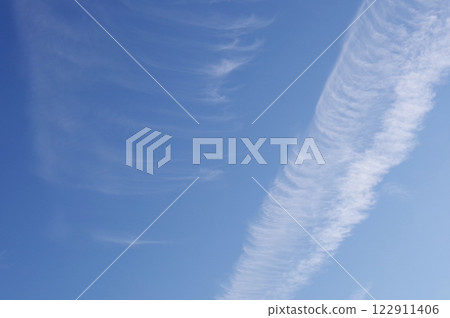 Clouds floating in the blue sky 122911406