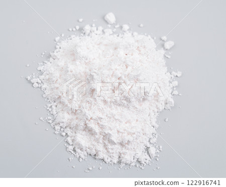 Magnesium oxide, or magnesia. It has an empirical formula of MgO. 122916741