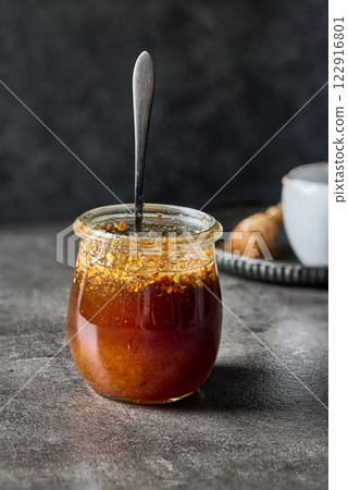 hot honey sauce hot honey sauce 122916801