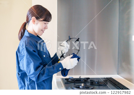 House cleaning female staff House cleaning female staff 122917982