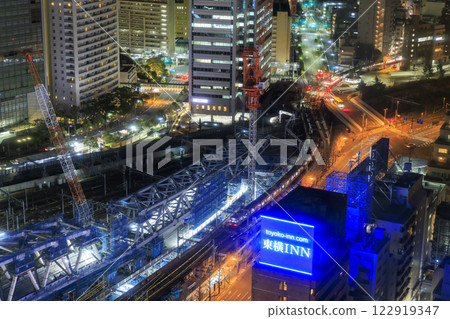 品川車站附近的夜景 122919347