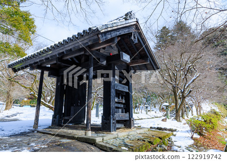 福岡縣朝倉市黑門，白雪皚皚的秋月城遺址 122919742