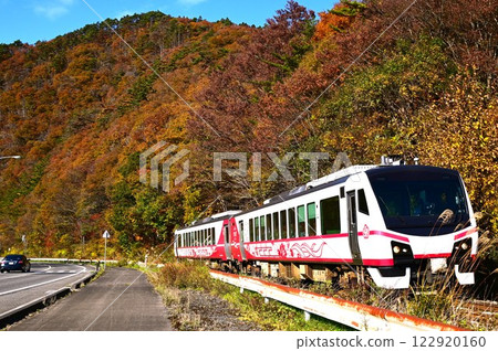秋季釜石線(銀河夢想線釜石線)觀光列車Hinabi 秋季釜石線(銀河夢想線釜石線)觀光列車Hinabi 122920160