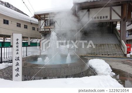 積雪的宇奈月溫泉 122921054