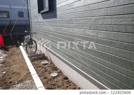 施工前的花園 122925606