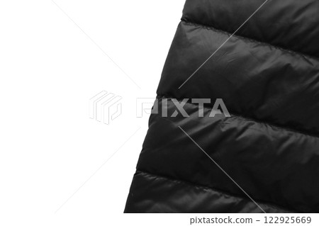 Lightweight down jacket that is easy to move in (black) Lightweight down jacket that is easy to move in (black) 122925669