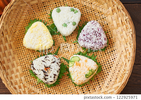 A wide variety of handmade rice balls 122925971