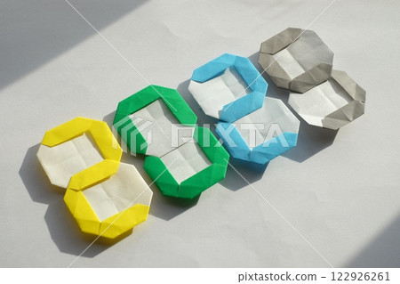 摺紙數字 2025 122926261