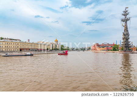 Moscow river and Peter the Great Statue. Sculpture by Zurab Tsereteli. One of the tallest monuments in Russia. 122926750