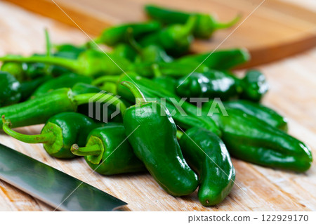 Fresh ripe peppers Padron Fresh ripe peppers Padron 122929170