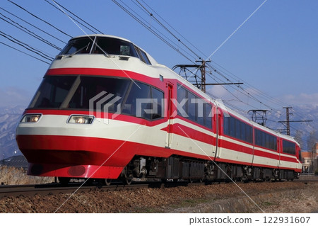 長野電鐵 1000 系列特快 湯煙 S2 122931607