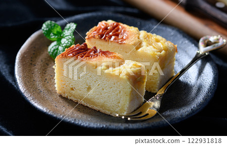 sweet potato cake 122931818