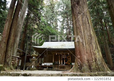 Muro Ryuketsu Shrine [Uda City, Nara Prefecture] 122931852