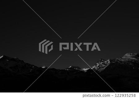 邊境山脈登山探險雪山挑戰探險 122935258