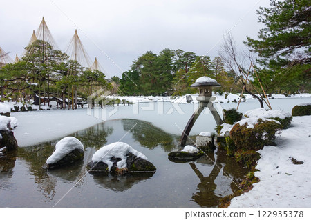 二月的兼六園 122935378
