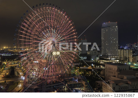 與摩天輪的夜視圖 122935867