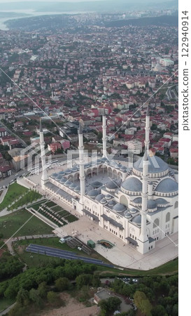 Istanbul 122940914