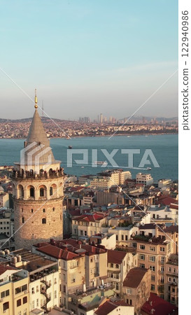 Galata Tower Istanbul Scenery 122940986