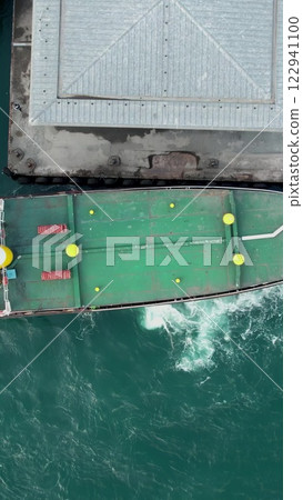 Ferry Leaving Pier 122941100