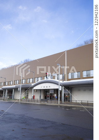 Appearance of Makomanai Station on the Sapporo Subway (Local Spots and Nearby Facilities Series) 122942106