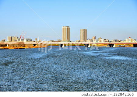 Keiyo Road Edogawa Ohashi Bridge (Ichikawa Station) / View of the Edogawa River from downstream (Ichikawa City, Chiba Prefecture) [2025.1] 122942166