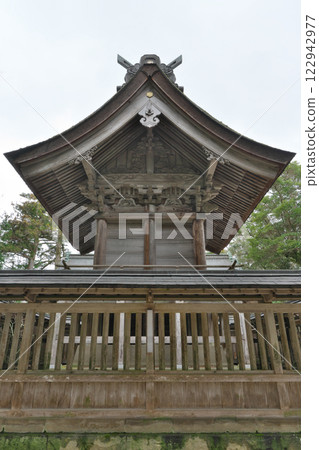 Main Hall of Tamazukuriyu Shrine (Tamazukuri Onsen: Matsue City) 122942977
