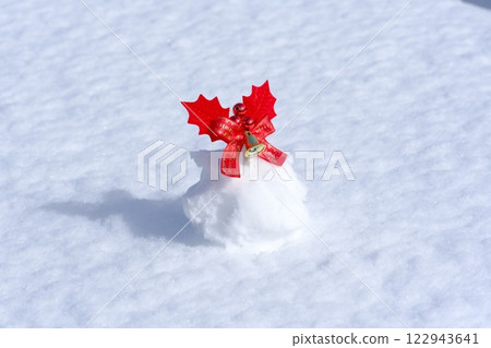 雪和聖誕飾品 122943641