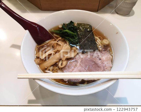 拉麵堀內新橋店的拉麵 拉麵堀內新橋店的拉麵 122943757