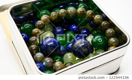 Small jewelry box (green onyx, prehnite, lapis lazuli, labradorite) Small jewelry box (green onyx, prehnite, lapis lazuli, labradorite) 122944186