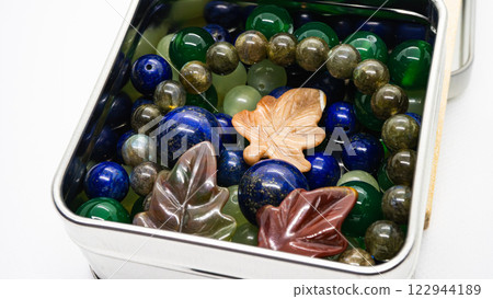 Small jewelry box (green onyx, prehnite, lapis lazuli, labradorite, bloodstone) Small jewelry box (green onyx, prehnite, lapis lazuli, labradorite, bloodstone) 122944189