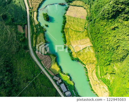 Aerial top view of Green rice field at northern vietnam,Beautiful destination in Northern Vietnam,Travel and landscape concept, Nature and rice fields background 122945083