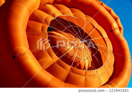 Hot Air ballon 122945891