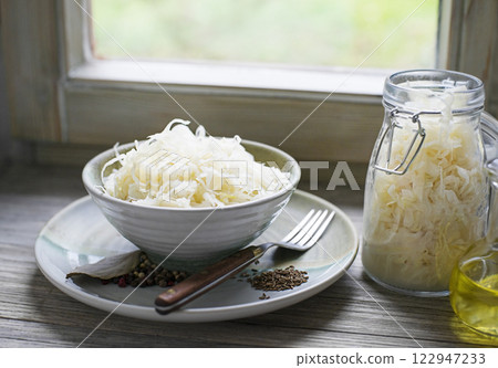 Sauerkraut cabbage 122947233