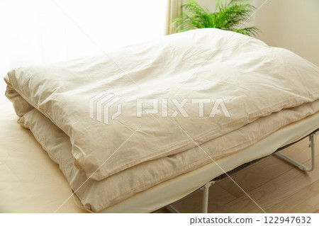 臥室蒲團、床和床墊 122947632