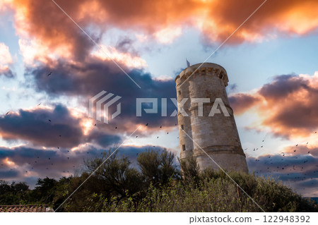 Phare des baleines, whale lighthouse,  ile de Re island, france 122948392